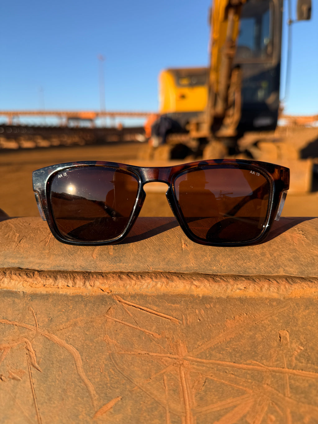 Pilbara Edition Tortoiseshell safety glasses with brown polarised lenses